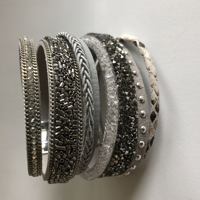 Hovedbilde Bredt armbånd med magnetlås, grå