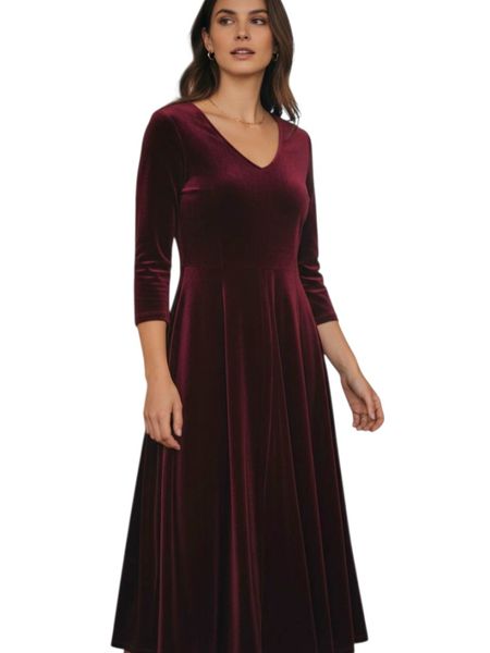 Hovedbilde Velurkjole, flott lang kledelig kjole i Burgunder